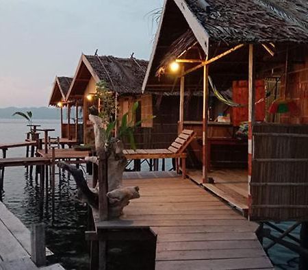 Mawar Homestay Besir Eksteriør bilde