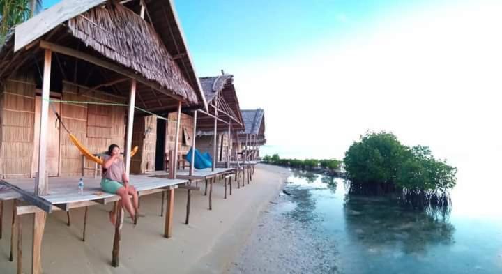 Mawar Homestay Besir Eksteriør bilde